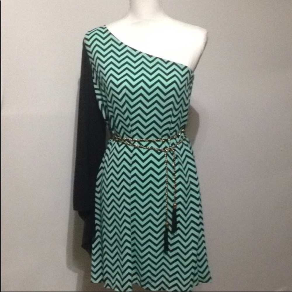 YA Los Angeles One Shoulder Chevron Dress W Belt L